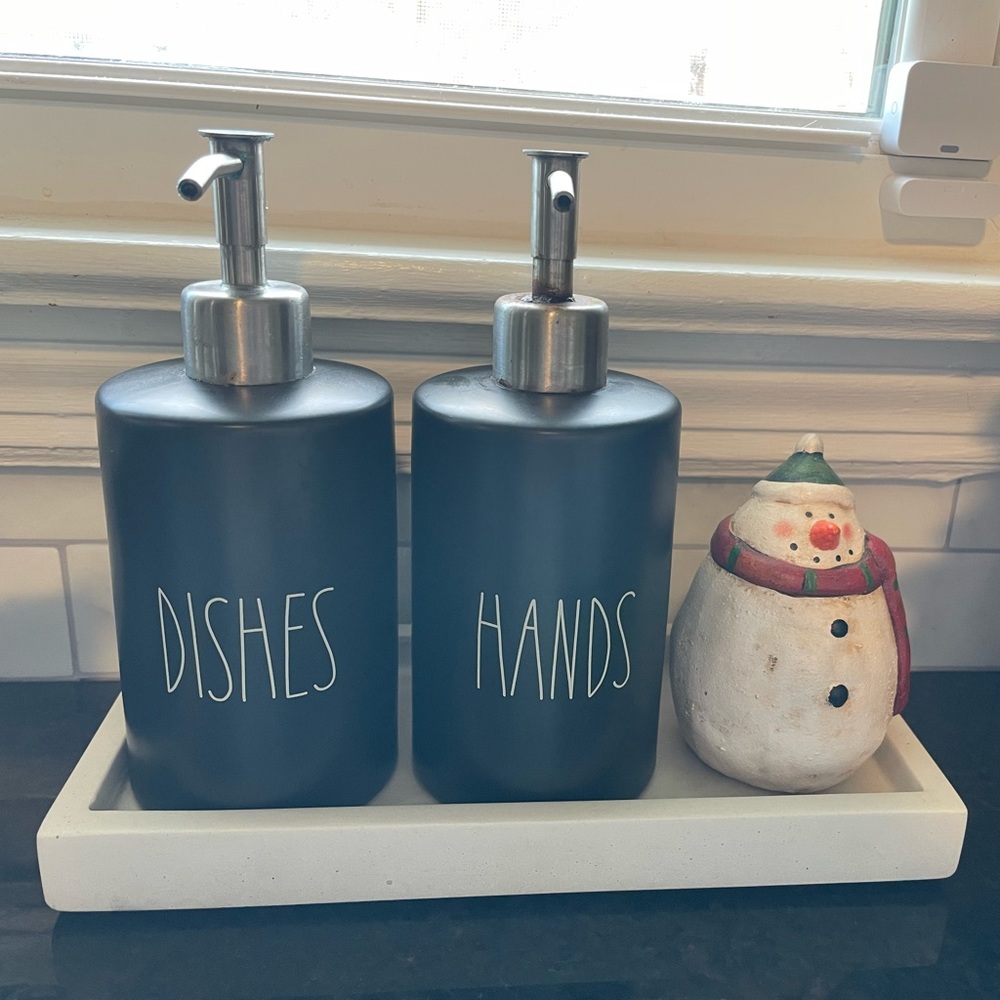 Hands & Dishes Matte Black Stoneware Soap Dispenser bundle